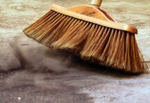 Retiran casi 15 toneladas de ceniza volcánica en Puebla capital ceniza