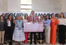 Armenta promete crear el Banco de la Mujer