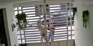 Candidato en Tabasco “explota” contra ciudadano por no abrirle la puerta