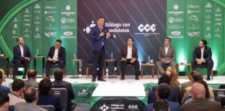Fer Morales participa en Diálogo con Candidatos 2024