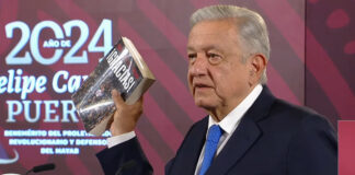 AMLO celebra resolución del TEPJF a favor de su libro “¡Gracias!” Gracias