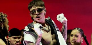 Peso Pluma recibe Récord Guinness al artista latino más visto en 2023 de YouTube