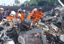 Choque de dos helicópteros en Malasia deja 10 muertos