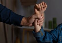 UNAM deberá dar a conocer quién aplica Código de Ética en casos de violencia vicaria