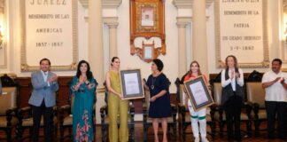 Reconocen a Tania Martínez y Sofía Reinoso Díaz como “Poblanas Distinguidas” Martínez
