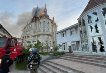 Impacta misil ruso en Castillo de Harry Potter en Odesa; hay 4 muertos