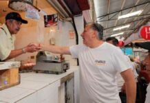 Fernando Morales visita el mercado de “Mayorazgo” Morales