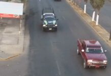 Persecución culmina con dos asaltantes detenidos en Bosques de San Sebastián asaltantes