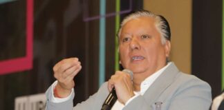 Fer Morales denunciará a Lalo Rivera por usar colores del Ayuntamiento en campaña campaña