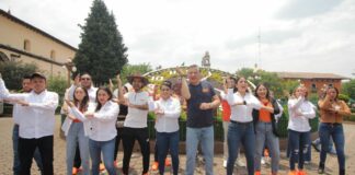 Fer Morales propone zona para micro empresarios del Tianguis Revolución en Zacatlán