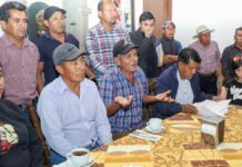 Pobladores de Eloxochitlán denuncian a Delfino Hernández de corrupción