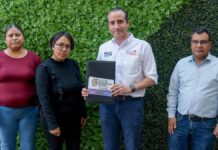 Mario Riestra firma compromisos con Colectivo Voz de los Desaparecidos