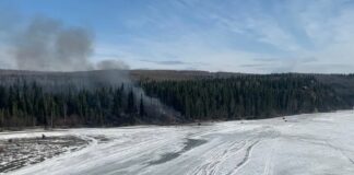 Se estrella avión con dos personas en Alaska