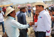 Unidades móviles de salud llegarán a la Mixteca: Lalo Rivera salud