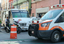 Microbús atropella a mujer en Centro Histórico