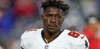 Antonio Brown, exjugador de la NFL declara en bancarrota