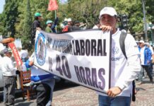 Trabajadores piden reducción de jornada laboral a 40 horas