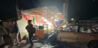 Atropellan a cinco personas en puesto de tacos, en zona de FINSA