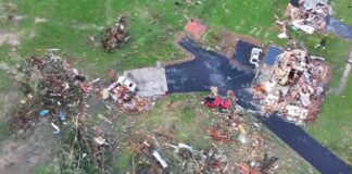 EU suma 19 muertos tras paso de tormentas y tornados