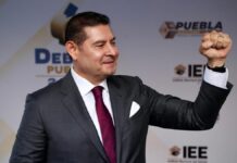 Armenta presenta propuestas en debate a la gubernatura