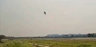 Piloto intenta acrobacia y muere accidentado en Bangladesh Piloto