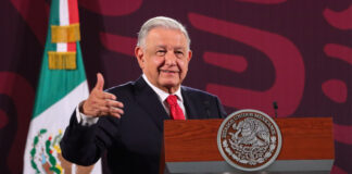 Alza en tipo de cambio no tiene que ver con reforma judicial: AMLO