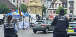 Apuñalan a candidato de ultraderecha en Alemania