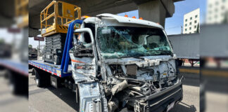 Chocan unidades de carga y camión en la México-Puebla; provocan tráfico