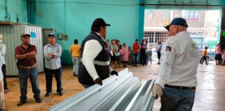 Gobierno estatal atiende a afectados en Xochiltepec por “Alberto”