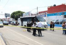 Microbús atropella a adulto mayor en la 25 poniente