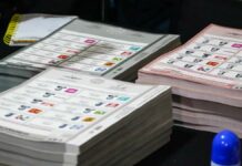 Consejo Distrital 11 recibe paquete electoral