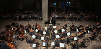 Egresado UDLAP dirige a la Orquesta Sinfónica del Estado de Puebla