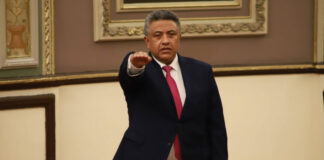 Exoneran a Francisco Romero de operaciones con recursos ilícitos