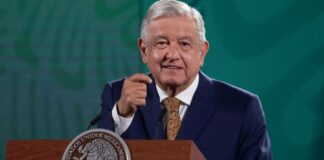 AMLO a favor de la licencia de conducir permanente en todo el país