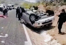 Dos muertos y tres lesionados por volcadura en Petlalcingo