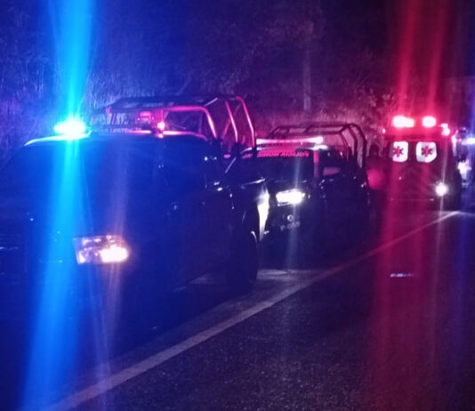 Hallan cadáver maniatado en autopista Siglo XXI