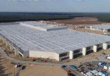 Encuentran bomba de la Segunda Guerra Mundial junto a fábrica de Tesla en Alemania