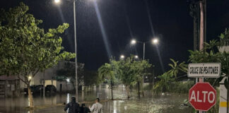 Tormenta provoca inundación en Chetumal; mil 500 personas van a albergues
