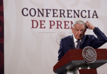 Apagón informático afecta salida de vuelos internacionales del AICM: AMLO