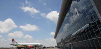 Aeropuerto de Puebla tiene retrasos por caída de Microsoft