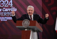 AMLO pide opinión de reforma al PJ a los cinco más ricos de México