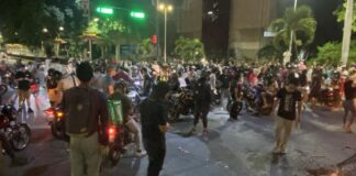 Suman 16 muertos y mil detenidos en Venezuela tras resultado de las elecciones