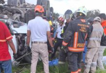 Choque en la Amozoc-Oriental deja seis heridos y un menor muerto