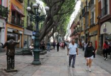 Gobernación Municipal mantiene recorridos de ordenamiento comercial en Centro Histórico