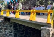 Ariadna Ayala inaugura puente Moxala en San Pedro Benito Juárez