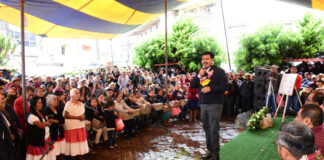 Existe disposición para que Coyomeapan siga en progreso: Javier Aquino