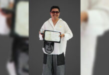 Egresado de IBERO Puebla recibe premio de moda