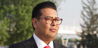 Néstor Camarillo lamenta que priistas exijan renovación de dirigencias