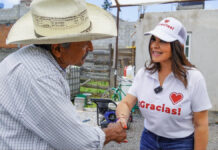 Norma Layón arranca gira de agradecimiento en San Cristóbal Tepatlaxco