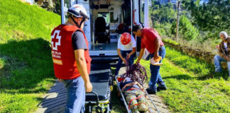 Rescatan a hombres que escaparon de anexo y cayeron en barranca de Zacatlán